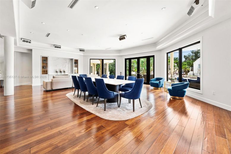 Dining room, Interior, Living room, Recessed Lighting, Wood Texture Flooring