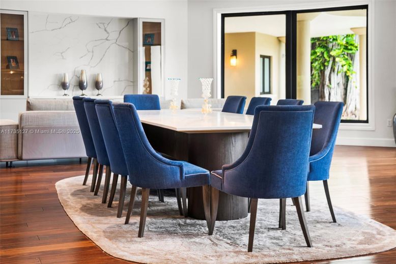 Dining room, Interior, Wood Texture Flooring