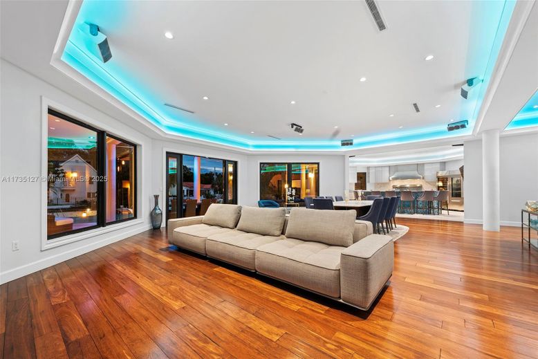 Dining room, Interior, Kitchen, Living room, Recessed Lighting, Wood Texture Flooring