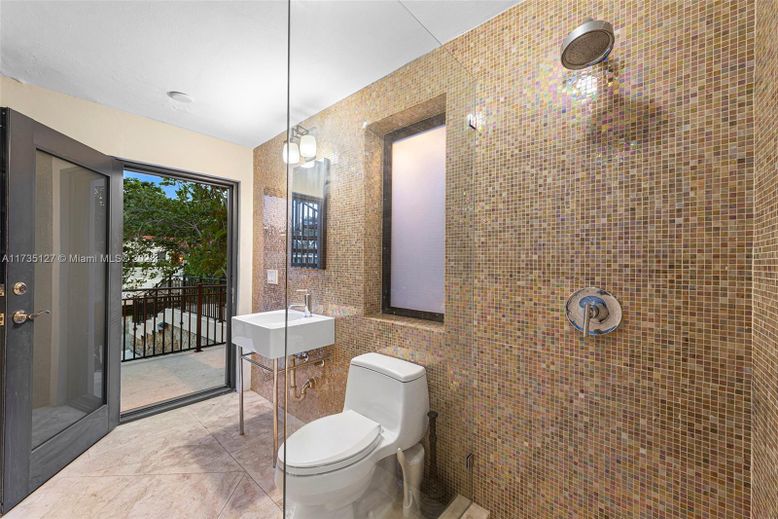 Bathroom, Interior, Pendant Lights