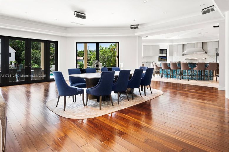 Dining room, Interior, Kitchen, Recessed Lighting, Wood Texture Flooring