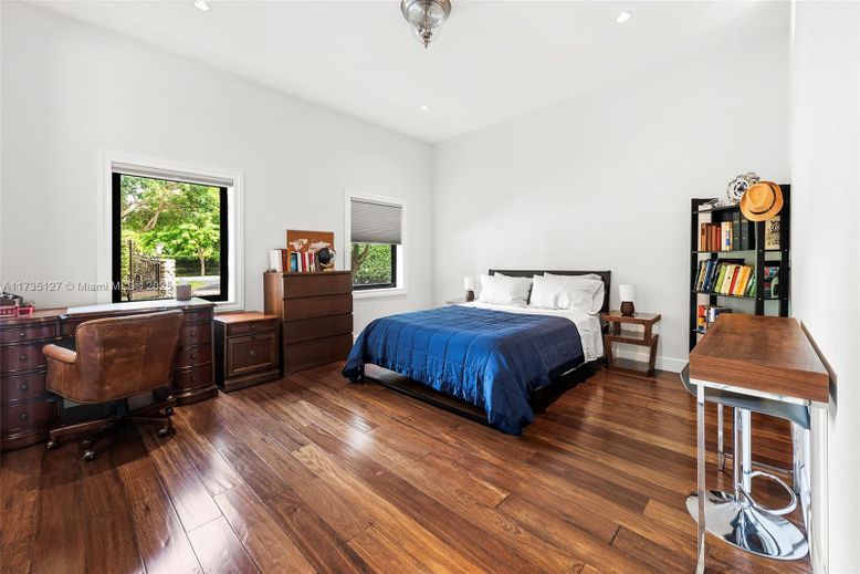Bedroom, Home Office, Interior, Recessed Lighting, Wood Texture Flooring