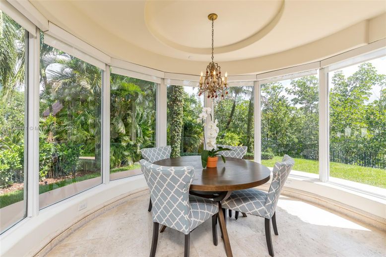 Chandelier, Dining room, Interior, Sun Room