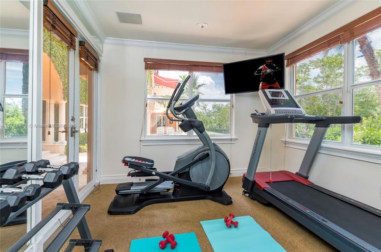 Fitness Equipment, Interior, Recessed Lighting