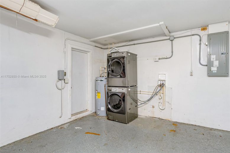 Interior, Utility Closets, Washer
