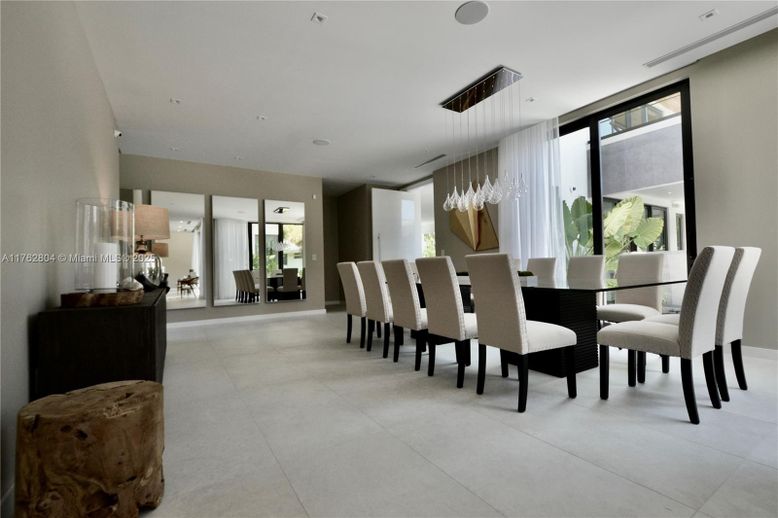 Chandelier, Dining room, Interior, Pendant Lights, Recessed Lighting