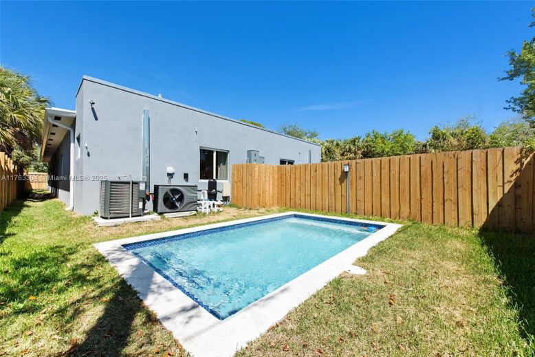 Backyard, Exterior, Pool