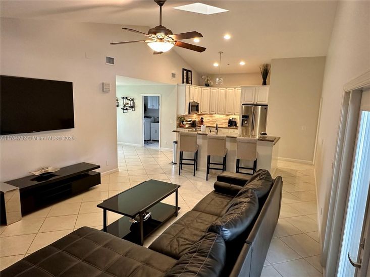 Interior, Kitchen, Living room, Recessed Lighting, Stainless Steel Appliances