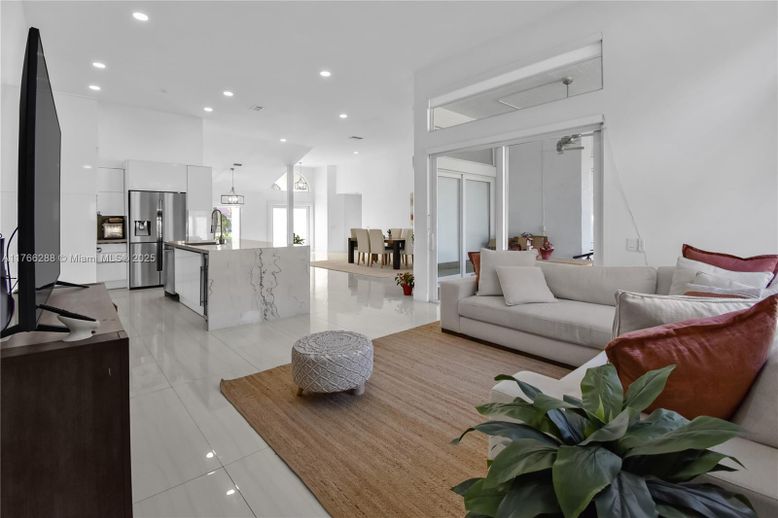 Dining room, Interior, Kitchen, Living room, Recessed Lighting, Stainless Steel Appliances