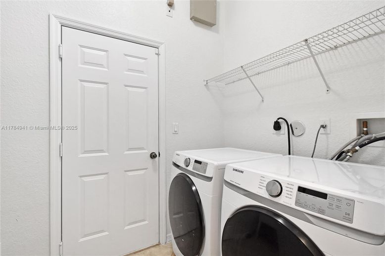 Interior, Utility Closets, Washer
