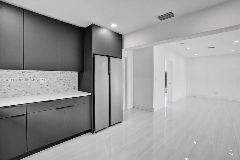 Interior, Kitchen, Recessed Lighting