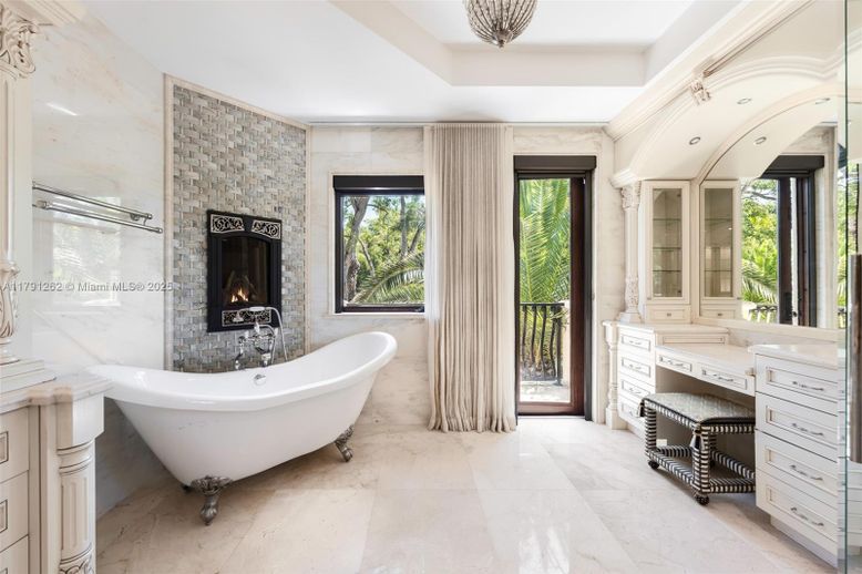 Bathroom, Fireplace, Free Standing Baths, Interior, Marble