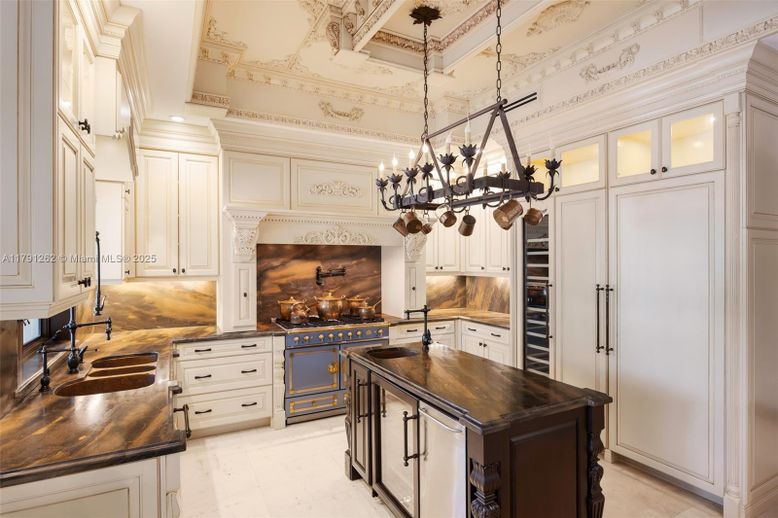 Chandelier, Interior, Kitchen, Pendant Lights