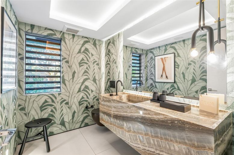 Bathroom, Interior, Pendant Lights