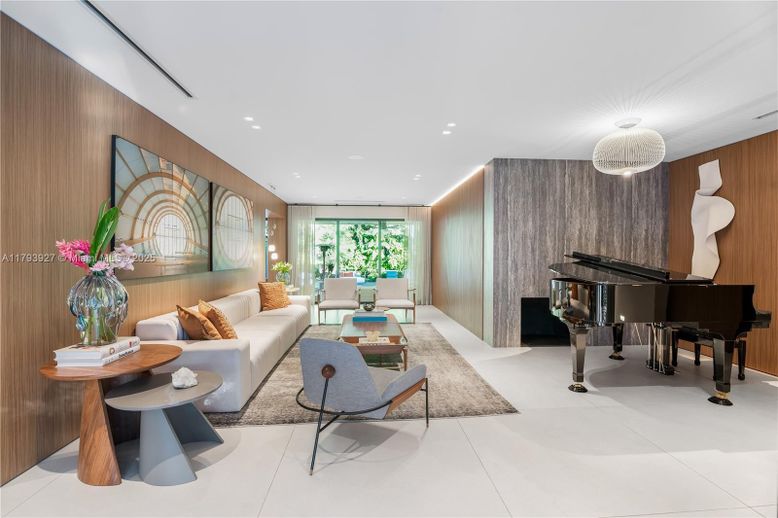 Interior, Living room, Piano, Recessed Lighting, Wooden Walls