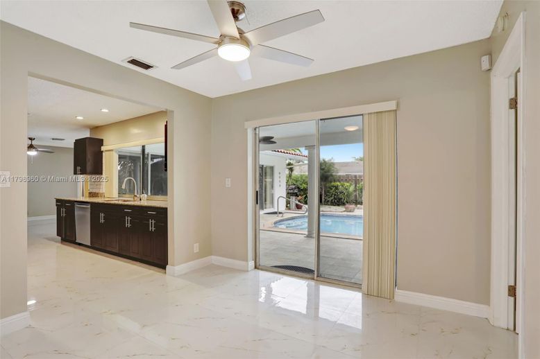 Interior, Kitchen, Marble, Recessed Lighting