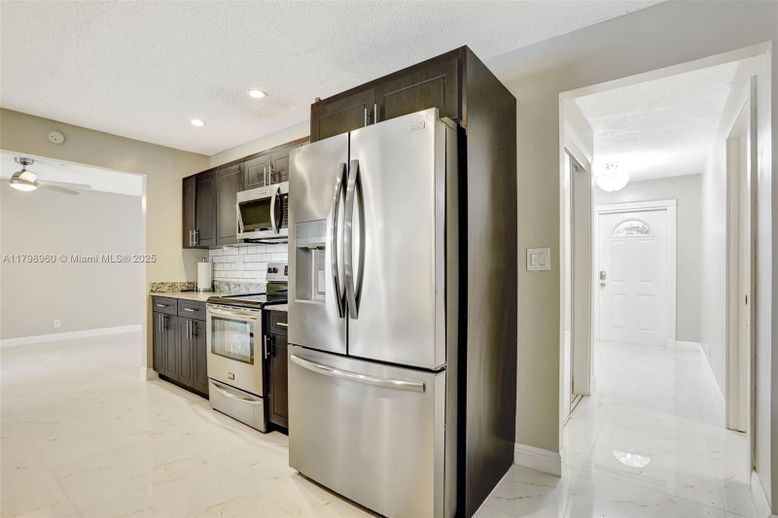 Interior, Kitchen, Marble, Recessed Lighting, Stainless Steel Appliances