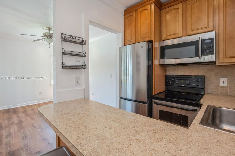 Interior, Kitchen, Wood Texture Flooring