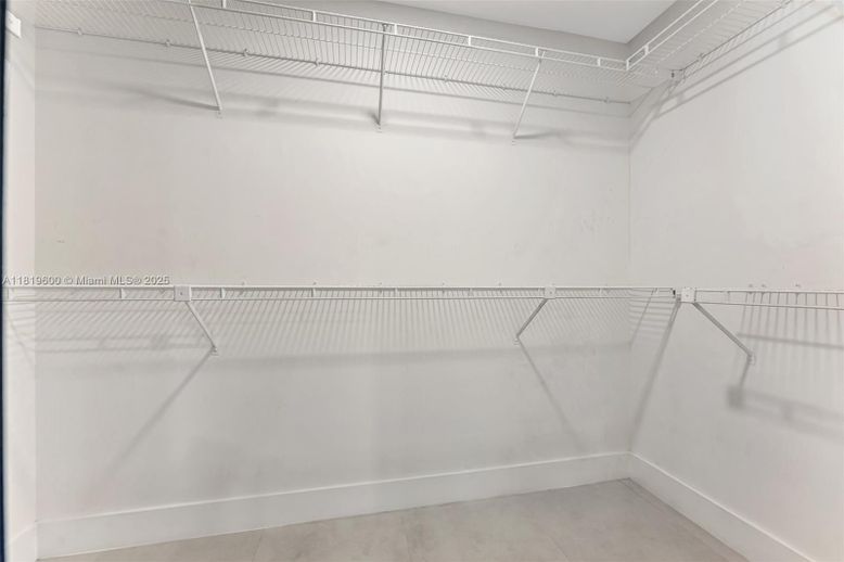 Interior, Walk-in Closets