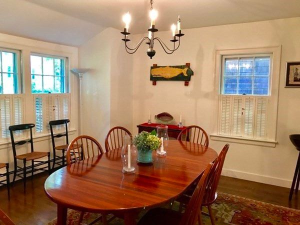 Interior, Wood Texture Flooring, Dining room, Chandelier