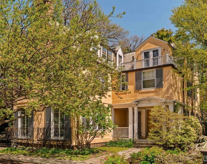 Exterior, Facade, Queen Anne Victorian