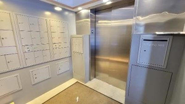 Elevator, Interior, Recessed Lighting