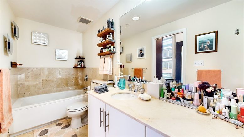 Bathroom, Interior, Recessed Lighting