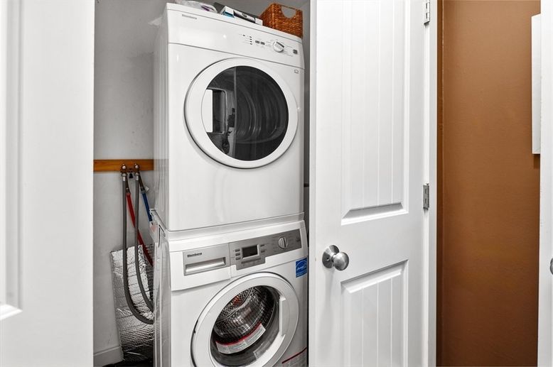 Interior, Utility Closets, Washer