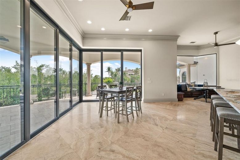 Dining room, Interior, Recessed Lighting