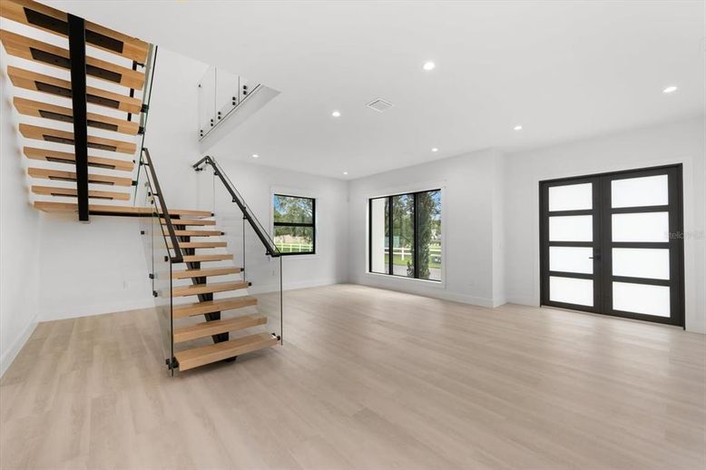 Empty room, Interior, Recessed Lighting, Wood Texture Flooring
