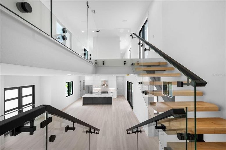 Interior, Recessed Lighting, Wood Texture Flooring