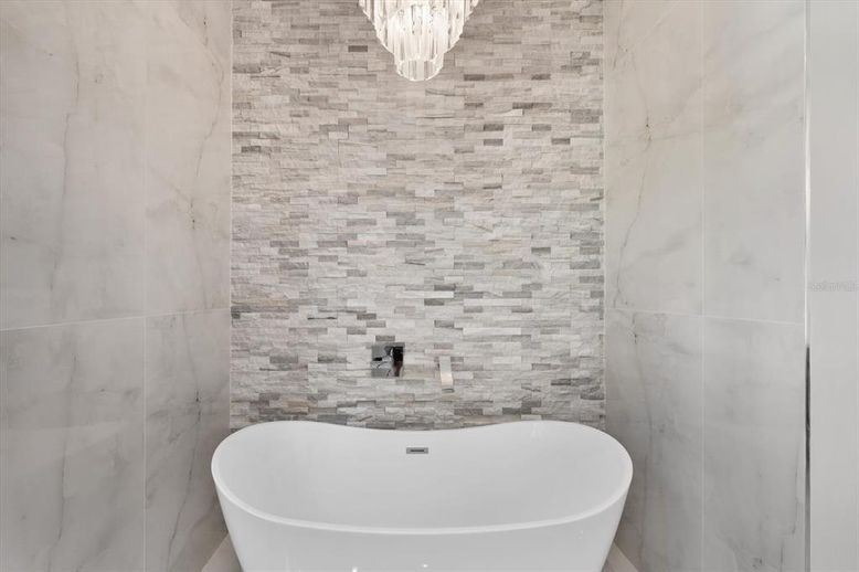 Bathroom, Free Standing Baths, Interior, Marble Walls