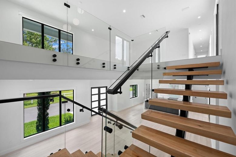 Interior, Pendant Lights, Recessed Lighting, Wood Texture Flooring