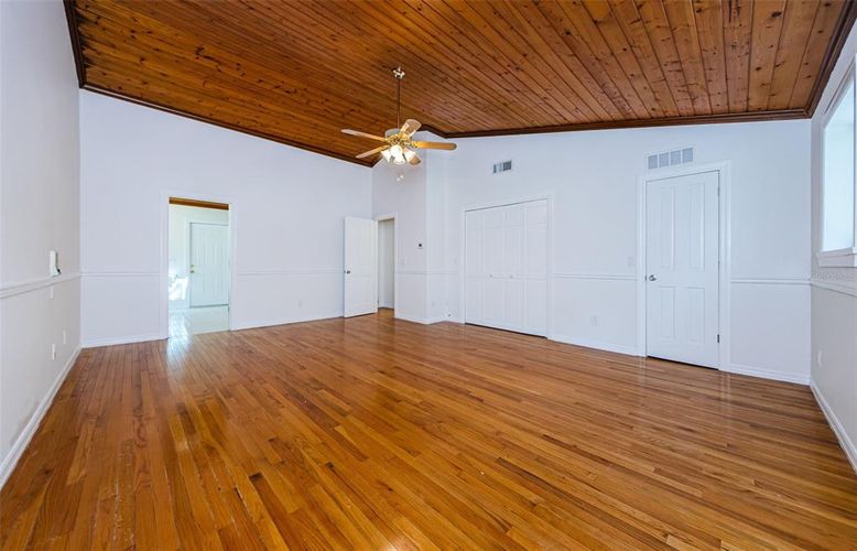 Empty room, Interior, Wooden Ceilings, Wood Texture Flooring
