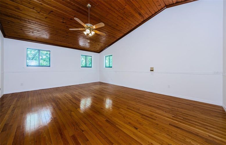 Empty room, Interior, Wooden Ceilings, Wood Texture Flooring