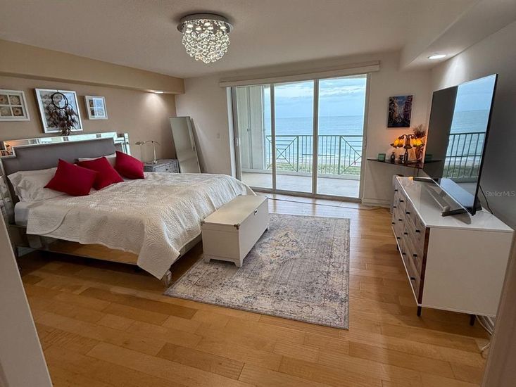 Bedroom, Interior, Water, Wood Texture Flooring