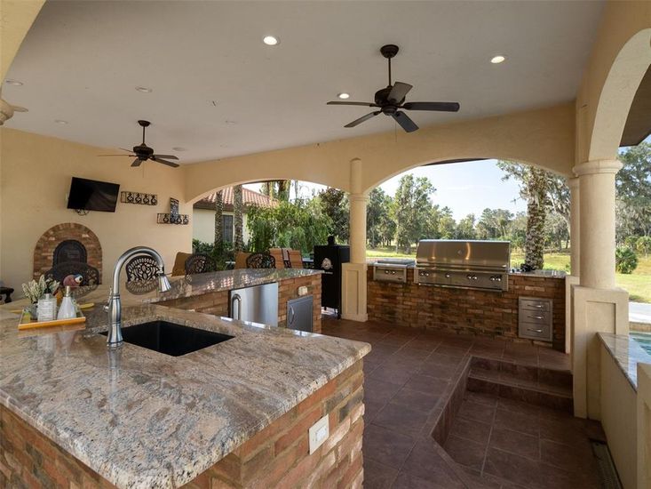 Exterior, Recessed Lighting