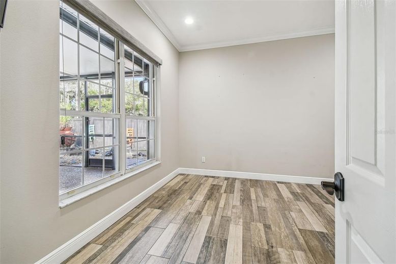Empty room, Interior, Recessed Lighting, Wood Texture Flooring