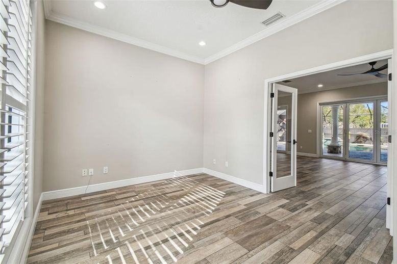 Empty room, Interior, Recessed Lighting, Wood Texture Flooring