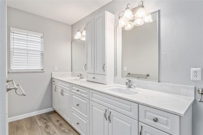 Bathroom, Dual Sink Vanities, Interior, Wood Texture Flooring