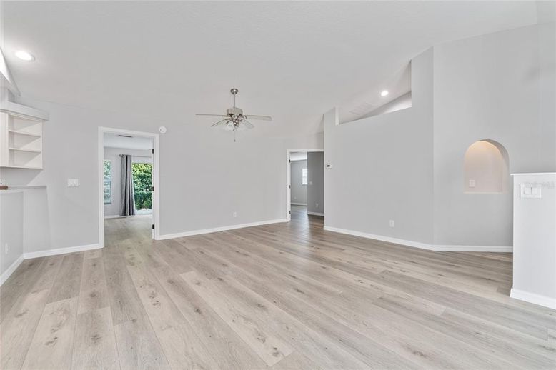 Empty room, Interior, Recessed Lighting, Wood Texture Flooring