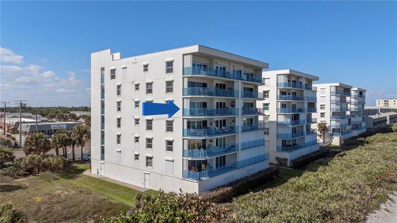 Exterior, Facade, Condo Building