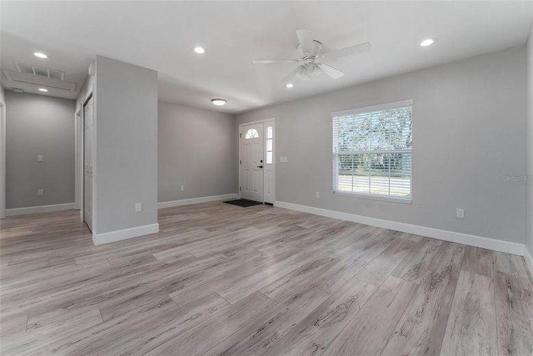 Empty room, Interior, Recessed Lighting, Wood Texture Flooring