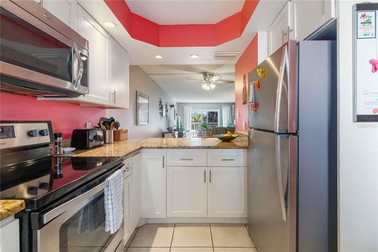 Interior, Kitchen, Recessed Lighting