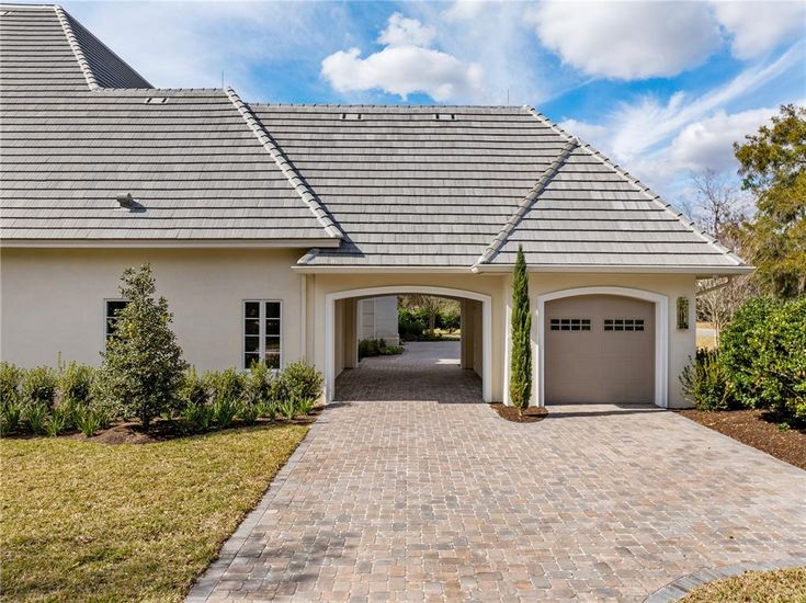 Attached, Exterior, Facade, Ranch