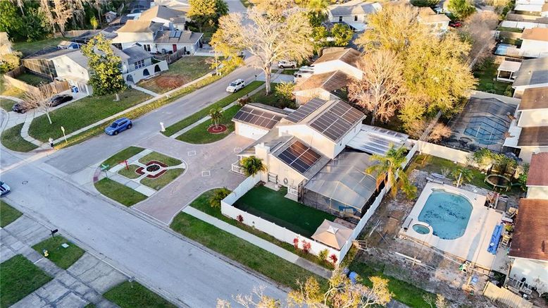 Exterior, Drone