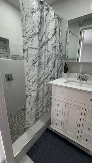 Bathroom, Interior, Marble Walls