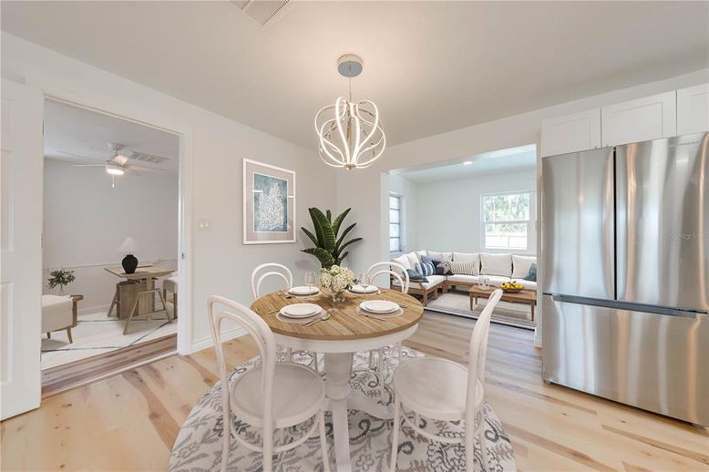 Dining room, Interior, Kitchen, Living room, Pendant Lights, Recessed Lighting, Stainless Steel Appliances, Wood Texture Flooring