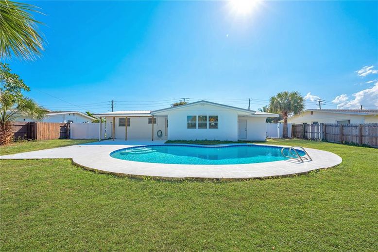 Backyard, Exterior, Pool