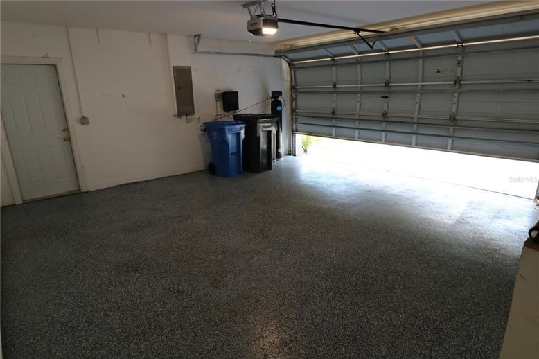 Garage, Interior